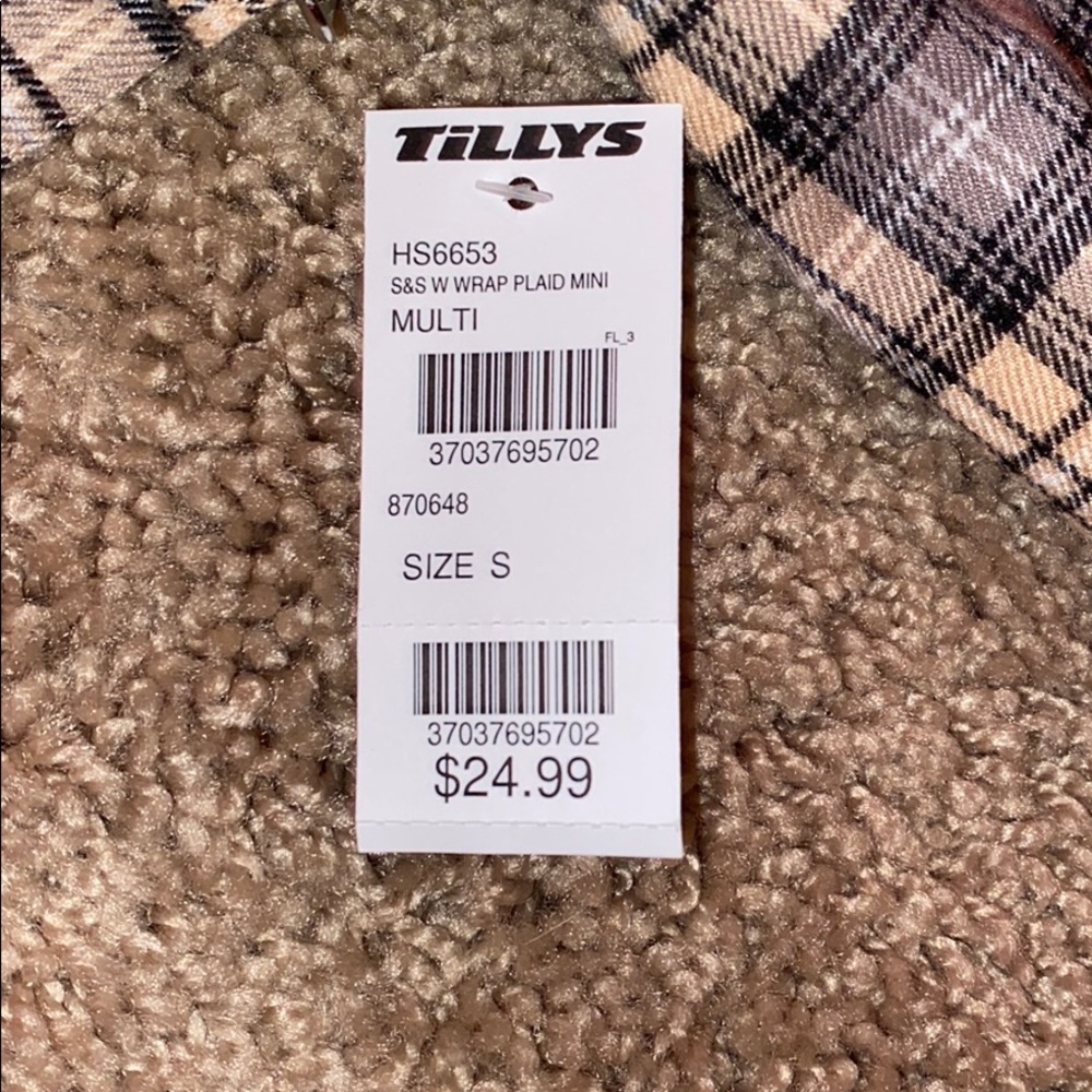plaid skirt - Picture 3 of 3